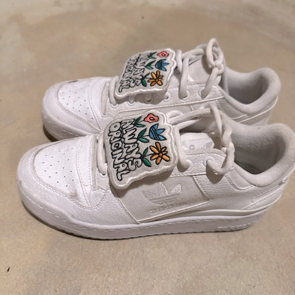 Adidas Originals platform sneaker - Picture 1 of 3